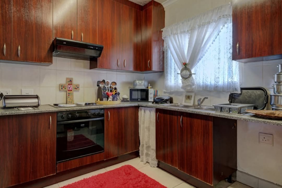 2 Bedroom Property for Sale in Algoa Park Eastern Cape